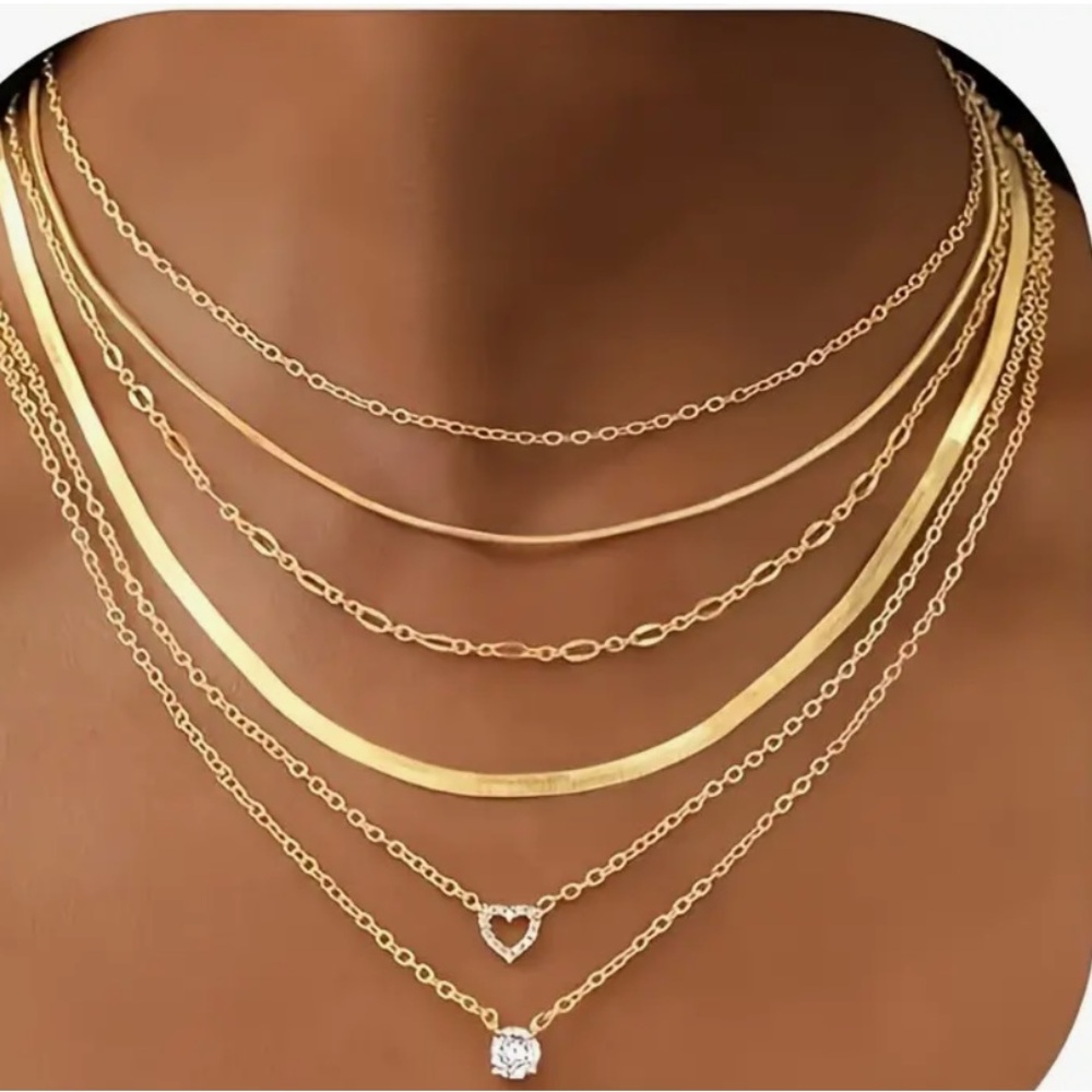NWT 6pcs Golden Chokers Necklace Set‎